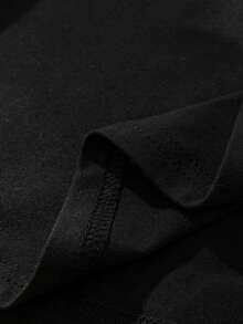 Camiseta preta unissex com elementos de Halloween, tecido grosso, caimento solto e grande, gola redonda, adequada para o verão, estampa de personalidade de desenho animado, estilo casual, camiseta engraçada, natural e casual, para deslocamento diário, volta às aulas, uso diário, caveira, cabeça de abóbora, grafite de letras