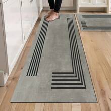 HECHO EN TURQUÍA. Alfombra turca antideslizante con estampado digital Pearl – AL4010. Suave al tacto, lavable y con reverso de fieltro antideslizante. Moderna alfombra decorativa, ideal para salón, dormitorio, baño, pasillo o entrada. Disponible en 5 tamaños (40*60, 50*120, 50*160, 50*80, 60*100 cm). Secado rápido, muy absorbente, diseño suave y cómodo. Apta para uso en interiores y exteriores.