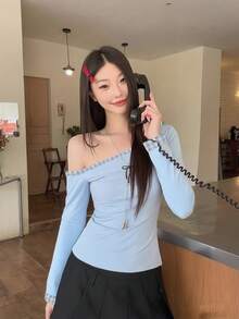 女款露肩長袖T恤，性感設計，修身剪裁，不對稱下擺上衣，春夏款 - 藍色 - 查看 2