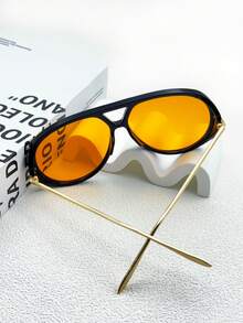 1pc Men's Retro Pilot Single-Bridge Sunglasses, High-Quality Versatile Glasses For Outdoor Driving, Beach, Party, Fashion Metal Frame Sunglasses, New International Fashion Week Design, Suitable For Daily Life, Beach Vacation And Outdoor Travel Accessories, Minimalist Design, Back To School Accessory, Fashionable And Portable, Flattering Face Shape, Ideal For Wedding, Beach, Party And Outdoor Activities, Beach Accessory, Halloween Beach Accessory