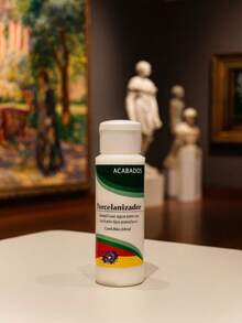 Porcelanizador barniz al agua acabado tipo porcelana frasco 60ml manualidades decoración hogar brillo duradero apto cerámica fácil aplicar presentación compacta resistente resultado profesional creativo - Porcelanizador Policraft - Ver 1