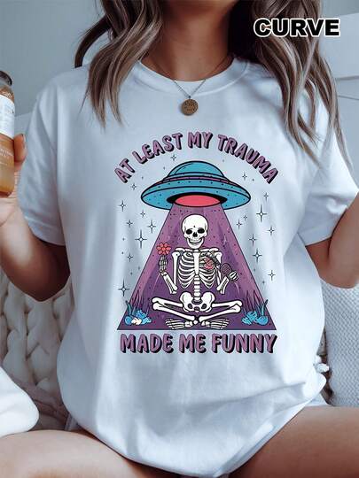 CURVE - Women's 180g White Cotton T-Shirt With A Funny Print At Least My Trauma Made Me Funny In UFO And Skeleton Style, Short Sleeves And A Round Neck.