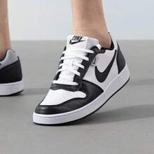 Nike 男士 EBERNON 复古黑白撞色低帮运动鞋，休闲运动鞋 AQ1774-102，2026 新款上市 - 白色 - 查看 9
