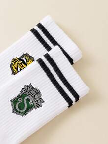 5/1 Paio di calzini equipaggio da uomo a tema Harry Potter. Con design divertenti e interessanti, sono calzini divertenti e bizzarri perfetti per Natale e Ognissanti. Adatti come regali per feste, sono anche ottimi da indossare per le coppie.