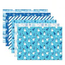12 Piezas/Set de Papel de Regalo con Copos de Nieve de Invierno, Papel de Regalo de Invierno Azul y Blanco. El Papel de Regalo con Copos de Nieve es Adecuado para Suministros de Fiesta de Cumpleaños de Vacaciones de Invierno, 20 X 27 Pulgadas. El Papel de Regalo con Copos de Nieve de Invierno está Diseñado con Elementos Clásicos como Árboles de Navidad, Papá Noel, Muñecos de Nieve y Copos de Nieve, Lleno de la Atmósfera Fría del Invierno.