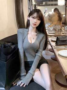 Sexy Slim Fit V-Neck Pullover Sweater, Accentuates Body Curves, Long Sleeve Knit Top