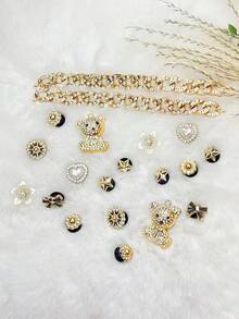 20 sztuk DIY, buty ogrodowe, złote, w pełni zdobione ćwiekami, 3D, mini misie z kryształkami, klamry z łańcuszkiem, odpinane zawieszki do butów w stylu uniwersyteckim, pasujące do sandałów, butów z wydrążonymi dziurkami, na każdą porę roku, prezentów świątecznych