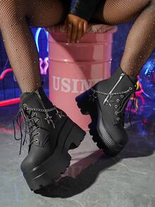 大码女式系带靴，星形链条装饰，厚底方头坡跟踝靴，秋冬季时尚单品 - 黑色 - 查看 4