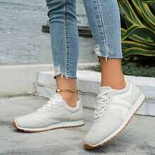 New Women's Casual Sports Shoes With Soft Soles, Laces, Lightweight, Non-Slip, Suitable Outdoor Activities, And Featuring A Fashionable And Versatile Style