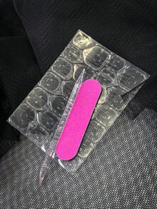 10片Y2K风格裸粉色底色搭配浅蓝色法式透明3D花朵美甲贴片 - 纯手工制作浅蓝色格纹方甲贴片 - 以裸粉色为主色调，搭配浅蓝色法式底色、小星星装饰、金色花蕊立体透明花朵假指甲 - 清新甜美，夏秋必备美甲单品 - 适合日常佩戴、校园、派对等场合，是送给女性和女孩的最佳礼物 - 手工美甲贴片 - 淺藍色 - 查看 9