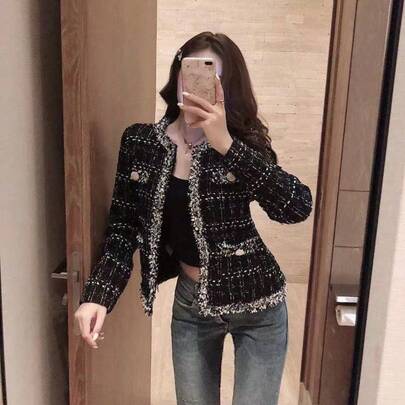 Party Costumes & Sets