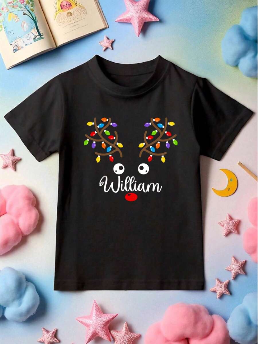 Custom Name Christmas Reindeer Kids T-Shirt, Personalized Kids Name X-Mas Lights T-Shirt, Reindeer Frame Toddler Tee, Matching Cousin Youth Sweatshirt, Family Winter Holiday Boys Tee, Gift For Son. CU-157 - 黑色 - 查看 1