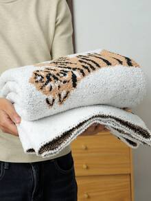 A Diamond-Shaped Pure-Color Knitted Blanket, Featuring A Nordic Style With Rectangular Fringed Edges, Ideal For Office Naps, Bed Covers, Bed End Covers, And Sofa Covers, Suitable For Daily Use - 半邊絨小老虎米色 - 查看 3