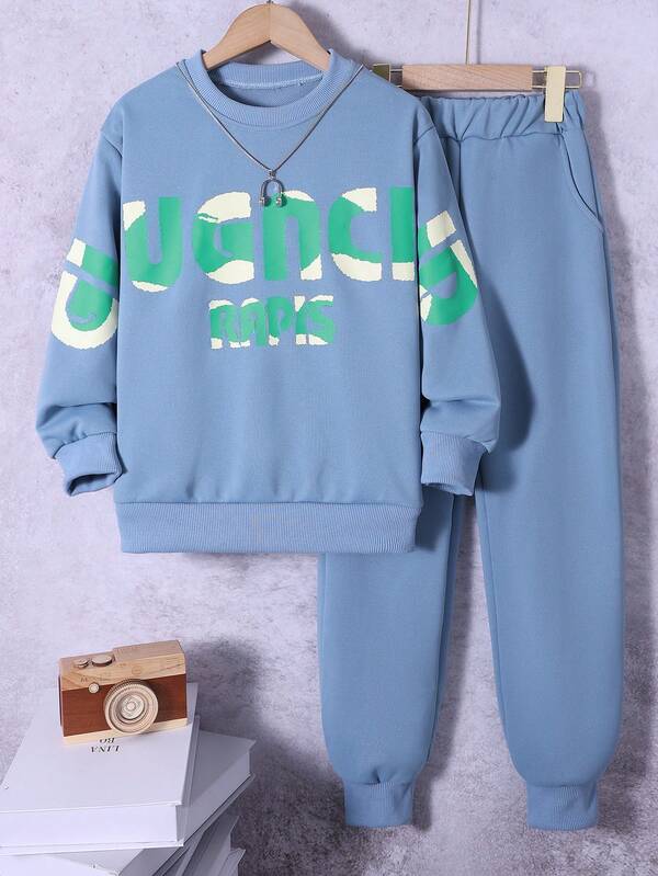 2 Stücke Jungen Set aus Sweatshirt mit Buchstaben-Muster und lässiger Sporthose, Herbst