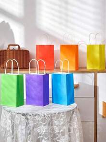 24 piezas de bolsas de papel kraft de colores múltiples con asas, para fiestas de cumpleaños, bodas, decoraciones de fiesta (color aleatorio) - Suministros de fiesta de verano, decoración de otoño, bolsas de regalo de Acción de Gracias, Halloween, Navidad y artículos para envolver regalos - Multicolor - Ver 11