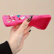 Christmas Tree, Santa Claus, Reindeer Pattern Wavy Design Shockproof Phone Case With Heart-Shaped Lanyard, Compatible With Apple 16 Pro Max, 14, 13, 12, 11 Pro Max, XS Max, X, XR, 8, 7, Plus, Suitable As Birthday Gift For Girlfriend, Family Or Personal Use