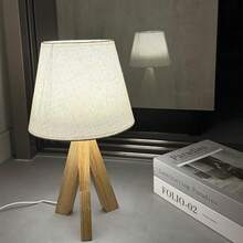 1 قطعة مصباح طاولة خشبي، مصباح مكتب بسيط يعمل بالطاقة USB، إضاءة طاولة LED بإضاءة محيطية دافئة، تحكم بزر، غطاء مصباح من القماش، للقراءة والنوم وديكور غرفة النوم والمكتب المنزلي، قاعدة ثلاثية الأضلاع