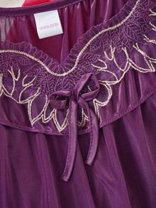 3-Pack Women's Lace Embroidered Satin Nightdress Collection: Made With Smooth Satin Fabric And Mesh Accent-Combining Elegant Design With Cozy Comfort For A Perfect Night's Sleep And Relaxing Lounging Sessions - Dark purple + rose red + royal blue - 查看 5