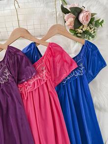 3-Pack Women's Lace Embroidered Satin Nightdress Collection: Made With Smooth Satin Fabric And Mesh Accent-Combining Elegant Design With Cozy Comfort For A Perfect Night's Sleep And Relaxing Lounging Sessions - Dark purple + rose red + royal blue - 查看 7