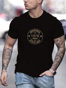Camiseta gráfica de edición limitada para hombres 1976 - Cuello redondo casual. Manga corta. Camiseta de algodón para el verano. Negro con detalle de lámina dorada. Cómodo; Elegante para atuendos casuales - Negro - Ver 1