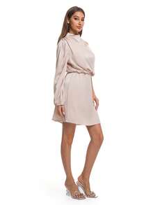 女士缎面迷你单肩鸡尾酒会礼服，优雅修身腰部派对礼服，适合春、夏、秋季、婚礼宾客、伴娘 - 杏色 - 查看 9