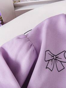 Kleine Mädchen Lässig Lavendel Schleife Outfit, weiches Lavendel Sweatshirt Set mit 3D Schleife Akzent und Spitzenbesatz Hose, Prinzessinnenstil, und traumhaft mit zarten lila, Schleife und Spitze Elementen. Locker und bequemes Sweatshirt, Hose mit Gummibund, geeignet für Frühling, Herbst und Winter. - Violett - Übersicht 5