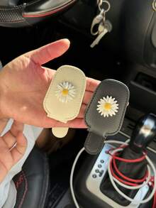 磁性汽车遮阳眼镜夹 - 可爱雏菊设计，爱心风格时尚眼镜带强磁支架，汽车配件（黑色），汽车配件 | 趣味设计 | 磁性固定，汽车时尚眼镜夹 - 彩色 - 查看 4