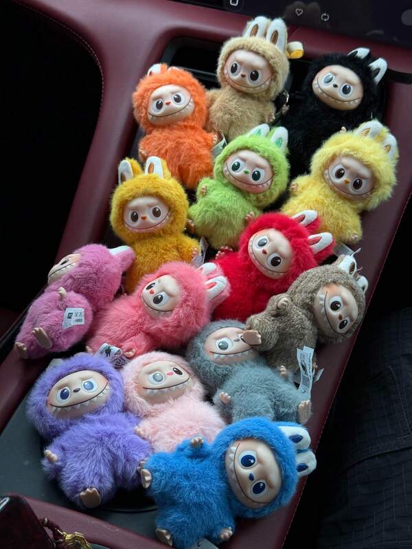 1 قطعة دمية ماكرون جميلة ، دمية متوافقة مع وهدية شبابية راقية ، علبة تغليف ، وجه PVC جميل (اختيار عشوائي من ستة) ، دمية جالسة في مفاجأة ، دمية شابة جميلة وراقية ، وجه PVC جميل (اختيار عشوائي من ستة)