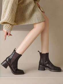 女士切尔西靴，真皮鞋面，粗跟，适合秋季、冬季穿着，方头设计，保暖内衬，弹性鞋带，修身剪裁，踝靴，优雅 - 棕色 - 查看 2
