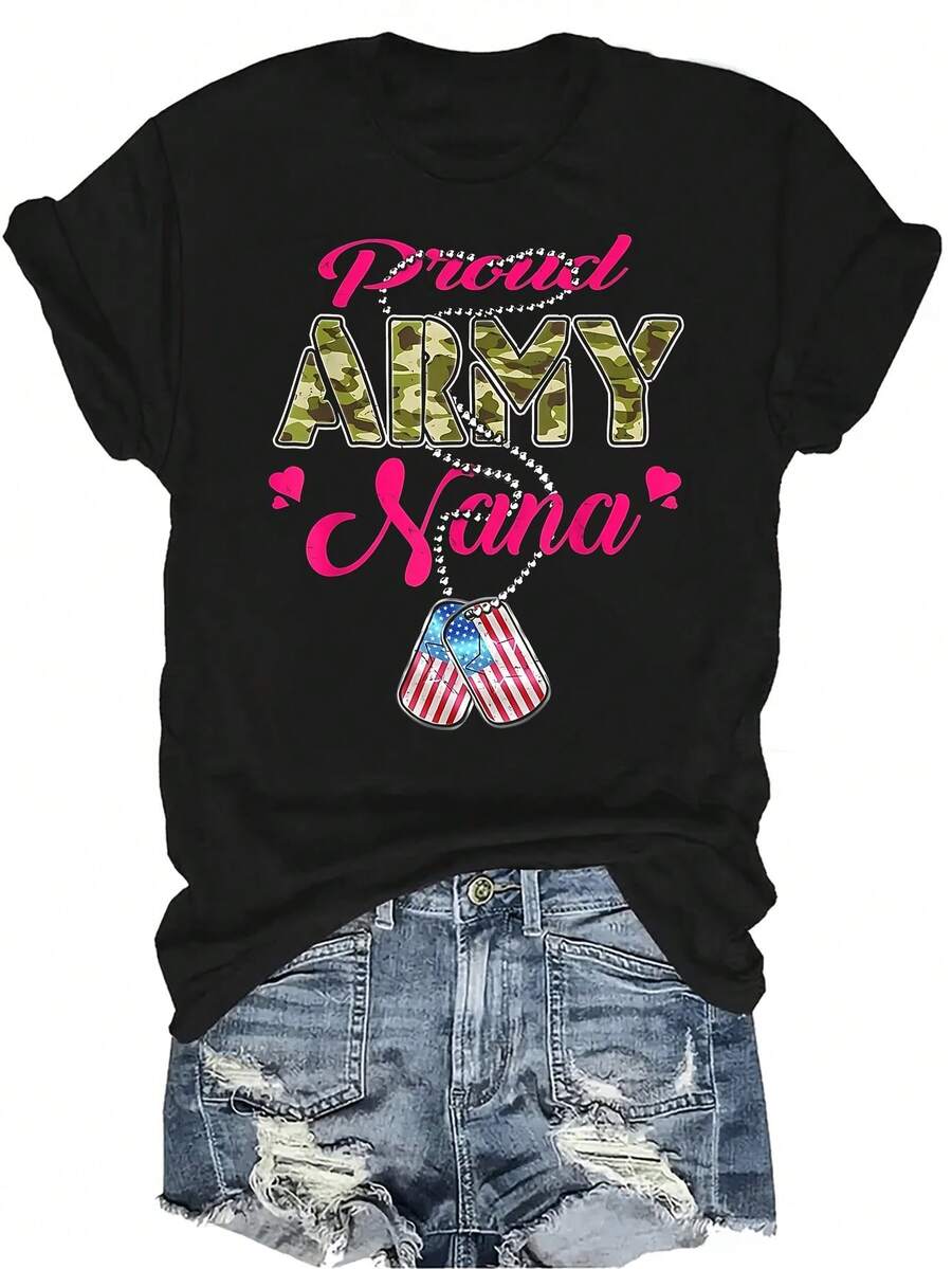 Camiseta de mujer y unisex de manga corta, cuello redondo, casual, transpirable y versátil con estampado de etiquetas de perro con bandera de EE. UU. y camuflaje que dice "Proud Ar-My Nana", adecuada para adolescentes y adultos - Negro - Ver 1