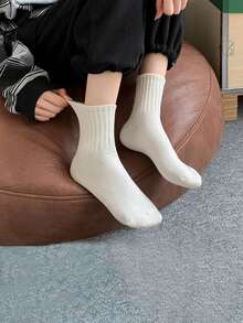 6 أزواج من مجموعة جوارب ذات لون أحادي متنوعة، جوارب رياضية عصرية متعددة الاستخدامات للنساء، مناسبة للخريف/الشتاء، ناعمة وراحة