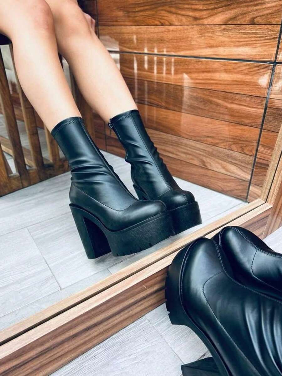 Women Ankle Boots & Booties - Black - View 1