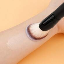 多功能双头粉底刷，可用于腮红和散粉，黑色木柄，斜角尼龙刷毛，打造无瑕妆容，适用于腮红、散粉和遮瑕膏，面部化妆刷，旅行必备，情人节礼物，价格实惠，旅行化妆刷，送给女性的礼物，化妆师，专业全套化妆工具 - Black handle rose gold tube double-ended brush (1 piece) - 查看 6
