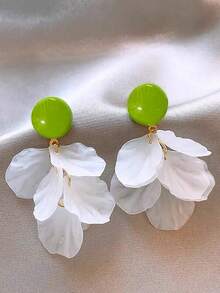 1 Pair Bohemian Beach Vacation Style Sweet & Fresh Personalized Multi-Layer Faux Shell Elegant Niche Design Fashion Earrings, Suitable For Women's Daily, Vacation, Party Wear - Green+White - View 2
