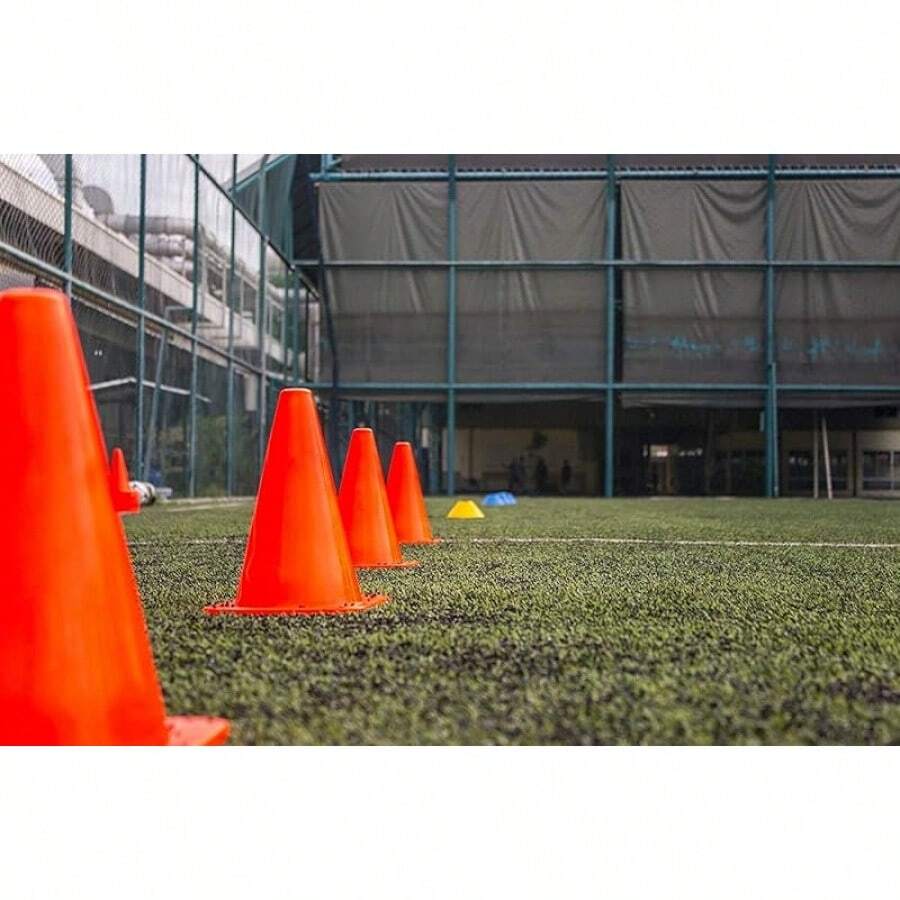 Conos para entrenamiento deportivo como baloncesto, fútbol, entrenamiento de agilidad y coordinación o actividades al aire libre, conos naranjas para el tráfico - 9"-24 piezas - Ver 1