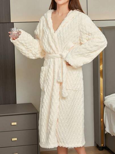 1pc Coral Fleece Hooded Robe, Thicken Fuzzy Robes Bathrobe Long Women Cute Ear Warm Hooded Robe Coral Fleece Kimono Bath Robe Dressing Gown Velvet Sleepwear 3D Turtle Shell Texture, Soft And Comfortable Absorbent Indoor Robe. Back To School