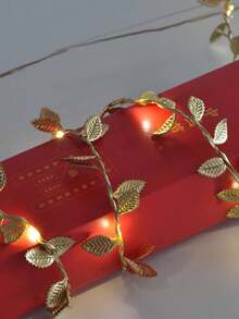 1Pc 78-Inch Gold Leaf Fairy Light String, Gold Leaf Garland, Indoor Holiday Garland Fairy Lights (Batteries Not Included), Suitable For Wedding Table Centerpieces, Wedding Backdrops, Room Decor,Bridal Shower Engagement Party Decoration,Valentine's Day Decorations - Multicolor - View 4