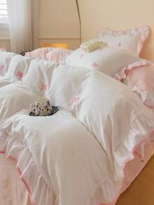 3pcs Ruffles Embroidery Bow Duvet Cover Set King Size Soft Fabric Bedding Comforter Cover Set With Zipper Ties For Girls Bedroom ,Room Decor , Breathable, Easy Care