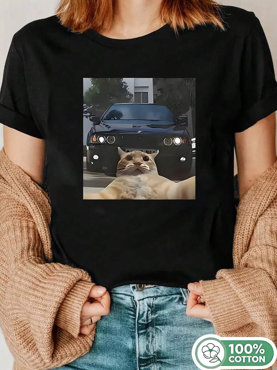 1PC 100% Cotton Floppa and Car Graphic Print Women's Short Sleeve TShirt Relaxed Fit Trendy Tee Comfort Style Top - Negro - Ver 1