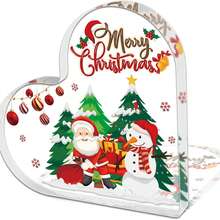 لوحة بلورية مسطحة بشكل قلب مع تصميم "عيد ميلاد مجيد" - مشهد من المدفأة والشجرة والجورب في عيد الميلاد، ديكور عيد الميلاد الأحمر والأخضر، مناسبة للمكتب أو الحائط، هدية عيد الميلاد المثالية، ديكور عيد الميلاد