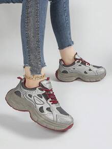 Women's New Thick Sole Anti-Slip Outdoor Sports Fashionable Casual Running Chunky Sneakers - Burgundy - View 3