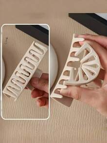 1 Stück/6 Stücke einfarbige, weiche Silikon Haarkralle, weicher Aufprallschutz für den Hinterkopf, langanhaltend Clip mit Premium-Gefühl, weiche Silikon Haarspange geeignet für alle Jahreszeiten, Damen