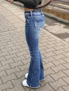 Women's Low-Rise Flared Jeans Stretch Trousers Double-Button Fly Butt-Lifting Pockets Sexy Y2K Retro Style Date Outfit - Medium Wash - View 3