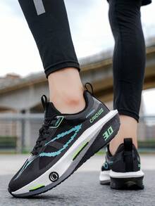 L.S.W.P 男士交叉训练休闲跑鞋，舒适精细的材质鞋面提供轻盈清爽的跑步体验，稳定有弹性的鞋跟提供顺畅的跑步缓冲和轻松自由的行走，轻盈有弹性的外底具有高弹性和防滑耐磨，低帮系带设计可自由调节，有多种颜色可供选择，适合男女，适合跑步、户外徒步旅行和日常休闲穿着。 - 黑色 - 查看 11