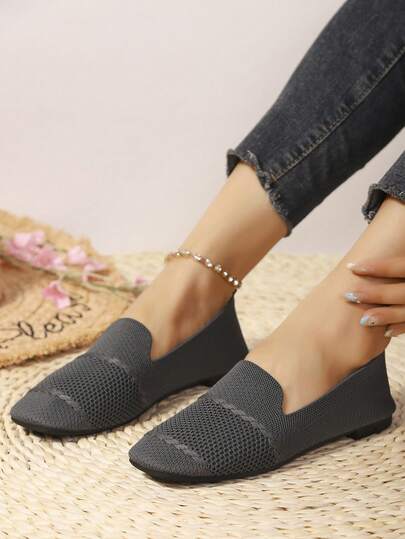 Novos sapatos baixos leves e confortáveis, calçados casuais respiráveis e antiderrapantes, design elegante e gracioso, adequados para todas as estações