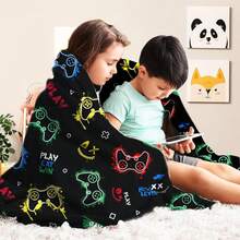 1pc Comes With A Game Console Controller Pattern Design And A Flannel Blanket That Can Glow At Night. It Is Made Of High-Quality Flannel Fabric, Soft And Skin Friendly, More Suitable For Teenagers To Use, Warm And Comfortable, Suitable For Sofas, Bedrooms And Travel, And Is An Excellent Gift For Friends And Classmates, - Black - View 4