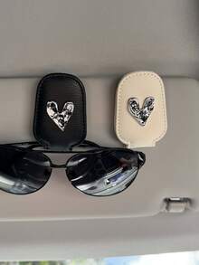 磁性汽车遮阳眼镜夹 - 可爱雏菊设计，爱心风格时尚眼镜带强磁支架，汽车配件（黑色），汽车配件 | 趣味设计 | 磁性固定，汽车时尚眼镜夹 - 彩色 - 查看 2