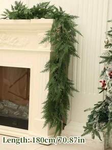 Vigne de cyprès artificielle pour Noël - 182 cm, décoration suspendue en caoutchouc souple premium de pin. Convient pour la cheminée, le mur central, la décoration de longue table à manger, et idéal pour les mariages ainsi que la décoration saisonnière de la maison. Vigne de cyprès sans contenant.