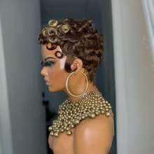 Kręcone krótkie peruki z ludzkich włosów dla czarnoskórych kobiet, peruka z fryzurą pixie dla kobiet, peruka z ludzkich włosów pixie dla kobiet, brak koronki z przodu, pełna maszynowo wykonana, 4/27 kolorów, krótkie peruki dla czarnoskórych kobiet, peruki z warstwową fryzurą pixie z grzywką, kostiumy na Halloween z ludzkich włosów, do codziennego użytku