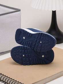 1双儿童软底防滑网面透气轻便魔术贴运动鞋，休闲时尚户外徒步跑步鞋，适合所有季节 - 藍色 - 查看 8